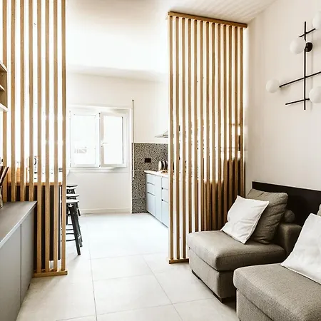 Lumas Bed & Breakfast 4*