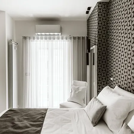 Lumas Bed & Breakfast 4*