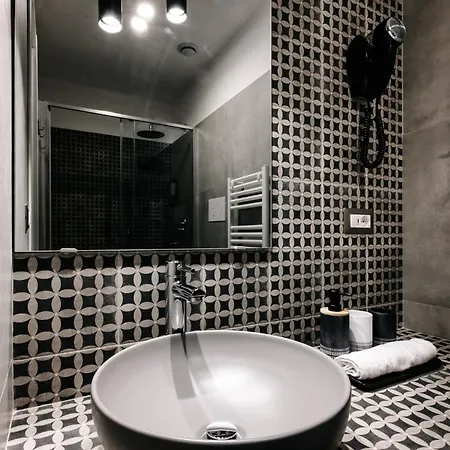 Lumas Bed & Breakfast 4*